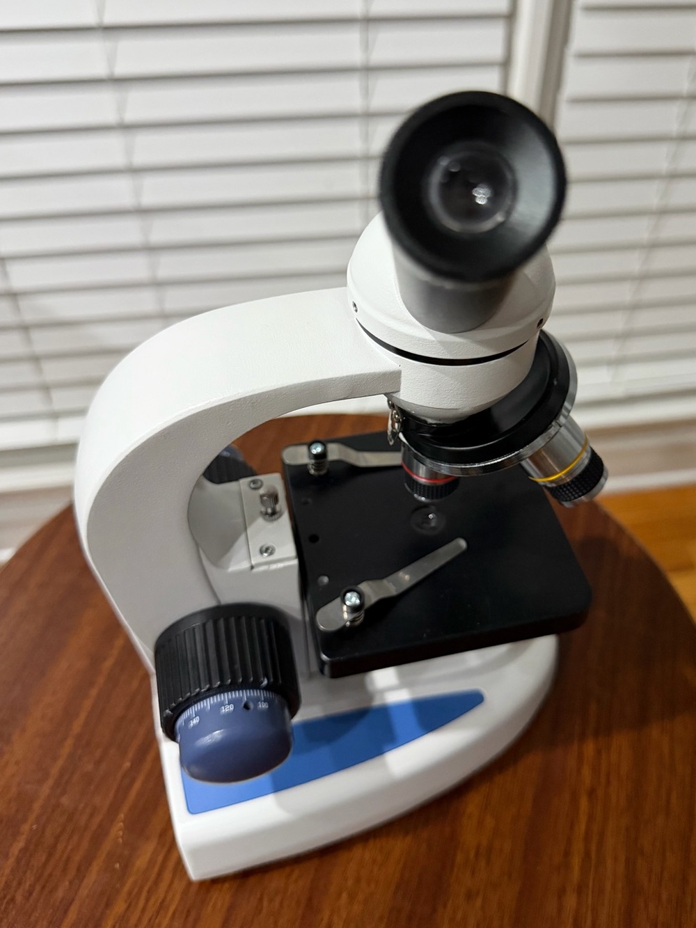40X-1000X Portable LED Monocular Student Microscope - Picture 8 of 11
